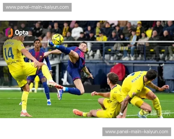 莱万联赛进球上双，连续15赛季成就比肩梅西C罗